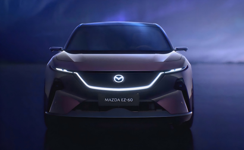 Mazda EZ'nin resmi görüntüleri - 60. Tasarım son derece fütüristik. İlk çıkışını 23 Nisan'da yapacak.